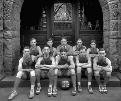 1920 - YMCA Yankees basketball team
