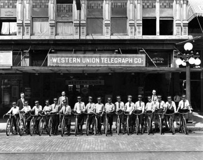 1921 - Messenger boys