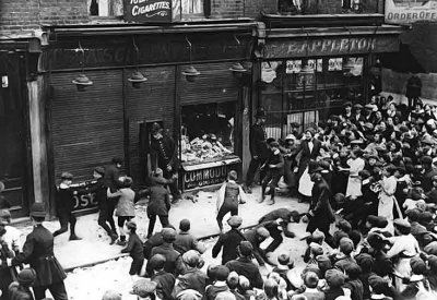 May 1915 - Londoners attack immigrant German's cigar store