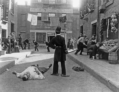 1917 - Chaplin triumphs in Easy Street