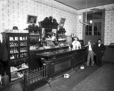 c. 1910 - Saloon