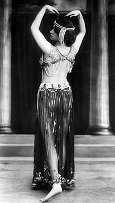 1908 - Maud Allan in Vision of Salomé