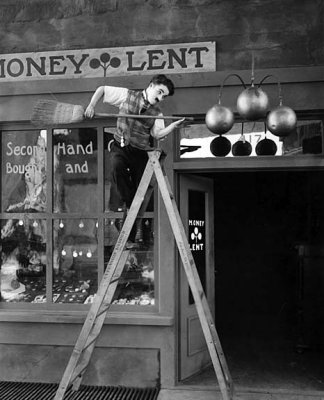 1916 - Charlie Chaplin in The Pawnshop