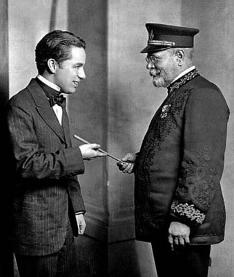 1916 - Charlie Chaplin meets John Phillip Sousa