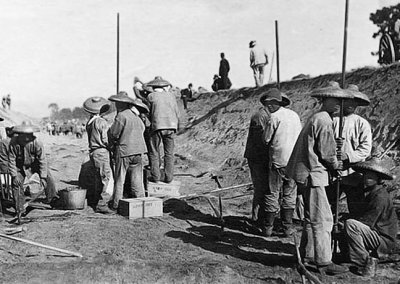 Chinese working on the railroad