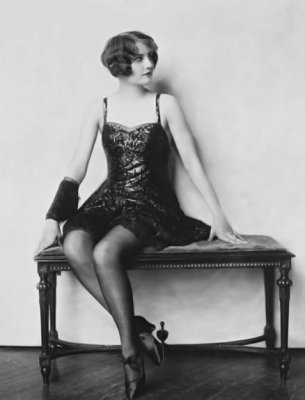 1922 - Barbara Stanwyck (aka Ruby Stevens)