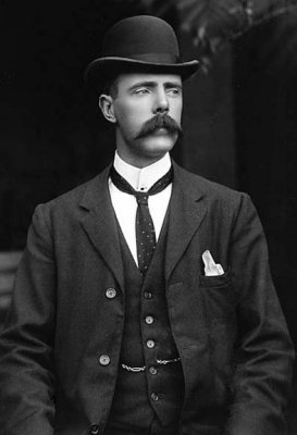 1907 - An English gentleman