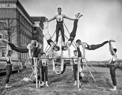 c. 1910 - Woodberry Forest gymnasium team
