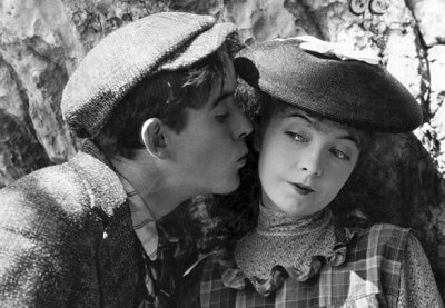 1919 - Robert Harron and Lillian Gish in True Heart Susie