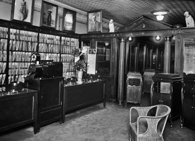 May 1921 - Waldman's music store