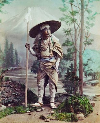 1880 - Pilgrim on his way to climb Mount Fuji