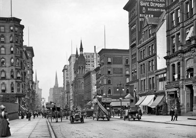 c. 1912 - 5th Avenue just south of 42nd Street