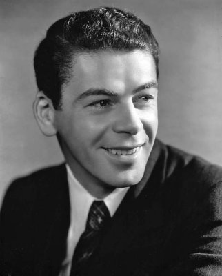 Paul Muni