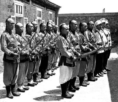 Pre 1911 - Chinese police officers hired by the Russians