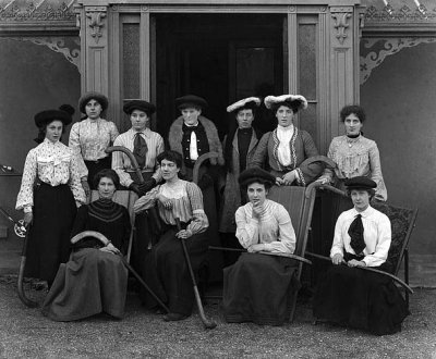 c. 1910 - Women's Hockey Team