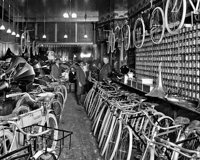1912 - Phonograph and bicycle shop