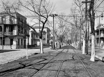 1900 - Esplanade Avenue