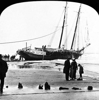 1906 - Remains of an old wreck of a lumber schooner