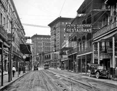 c. 1910 - St. Charles Avenue from Canal Street