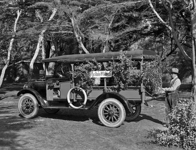 c. 1920 - Nursery truck