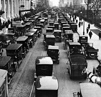 1918 - Traffic on 42nd Street