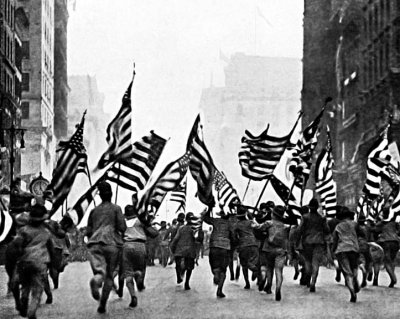 1917 - Boy Scouts charging up 5th Avenue, New York City