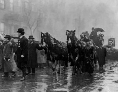 1911 - Procession in memory of the victims of the Triangle Shirtwaist Company fire