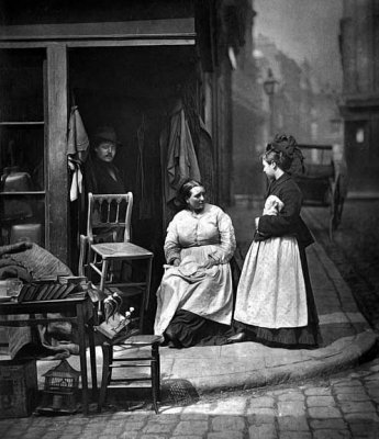 1877 - Used furniture shop