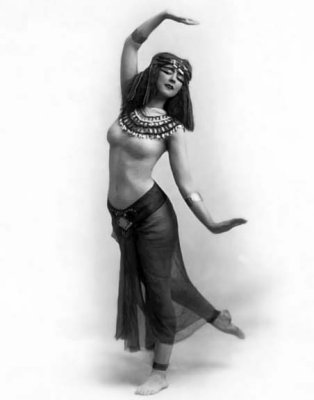 1914 - Ruth St. Denis in Egypta