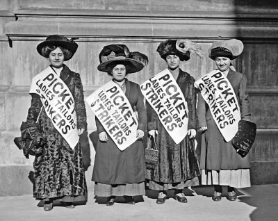 1910 - On strike