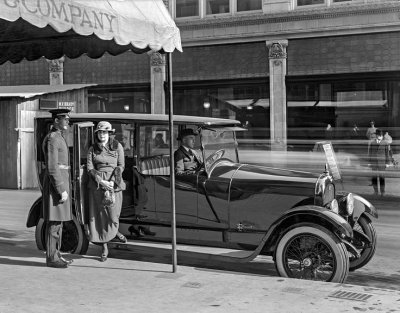 c. 1919 - Arriving in style