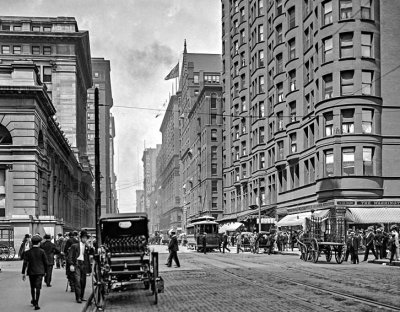 1907 - Dearborn Street