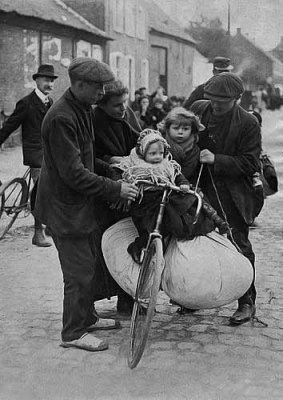 1914 - Refugees