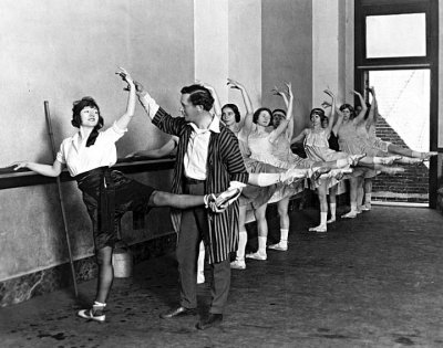1922 - Russian actor-dancer Theodore Kosloff coaching Paramount Studio chorus girls