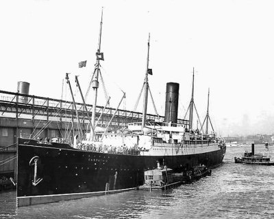 19 April 1912 - Carpathia docked in New York City