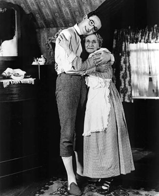 1922 - Harold Lloyd in Grandma's Boy