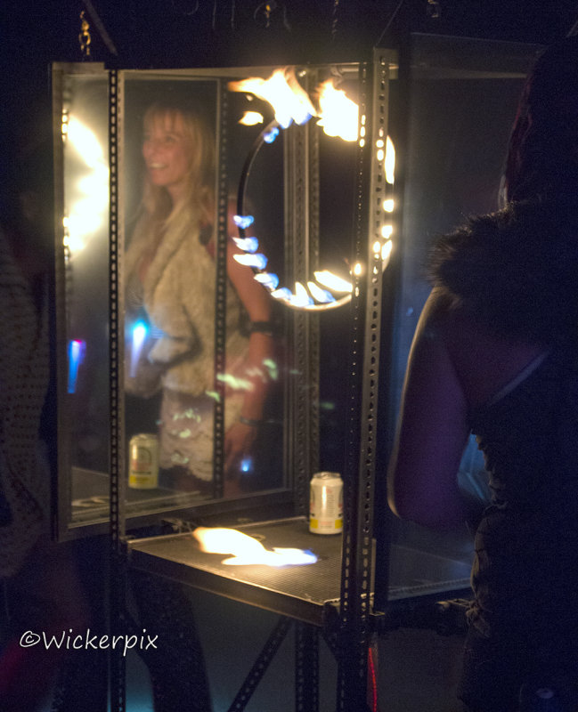 YOUTopia O 201w.JPG