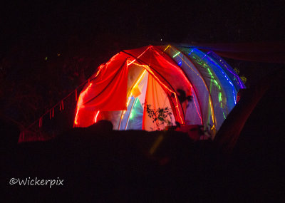YOUTopia O 212w.JPG