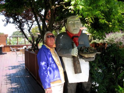 San Benito Hotel patio, Half Moon Bay