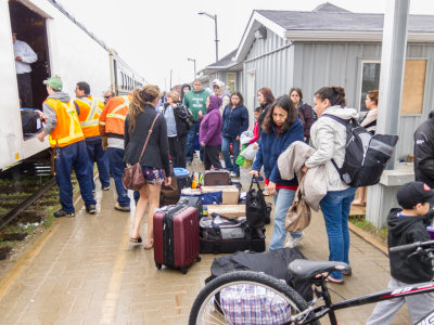 Picking up baggage from the train in Moosonee 2006 July 26th.