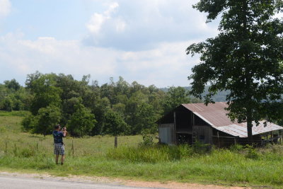 Me Hard at Play, Photographing the Barn Again