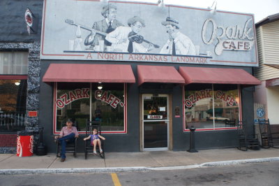 Ozark Cafe/Downtown, Helen & Nice Older Guy