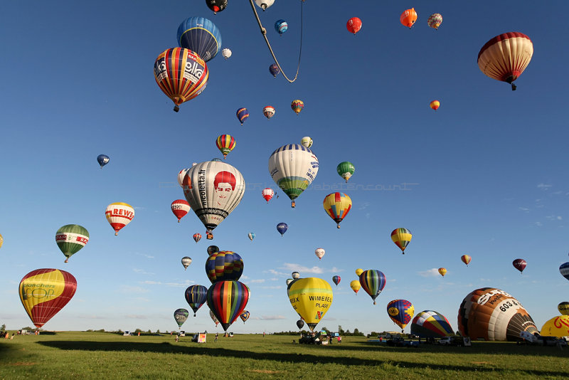 1766 Lorraine Mondial Air Ballons 2013 - MK3_0269 DxO Pbase.jpg