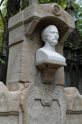 17 Visite du cimetiere du Pere Lachaise -  MK3_1897 DxO Pbase.jpg