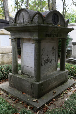 100 Visite du cimetiere du Pere Lachaise -  MK3_2010 DxO Pbase.jpg