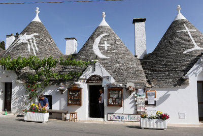 2 weeks in Puglia - Discovering the wonderful village of Alberobello (in the UNESCO list)