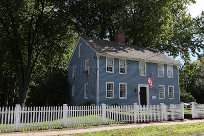 Discovering New England - Nice houses of classified Wetherfield village