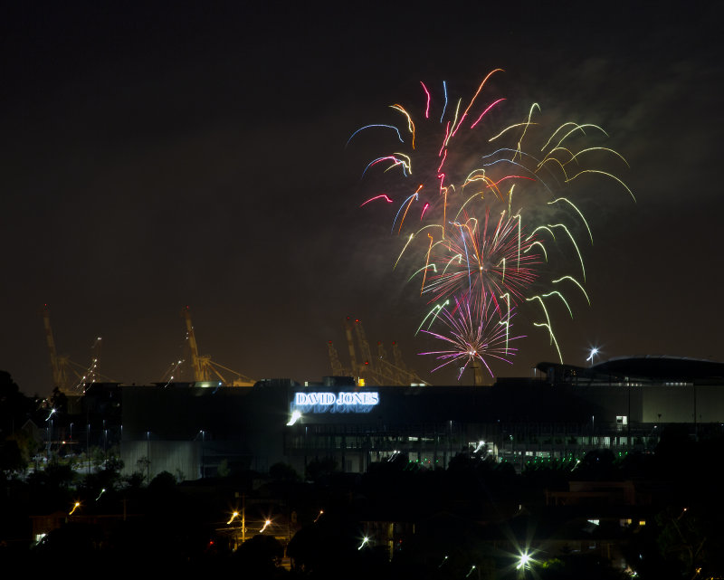 Footscray New Year Fireworks 2014 lores2.jpg