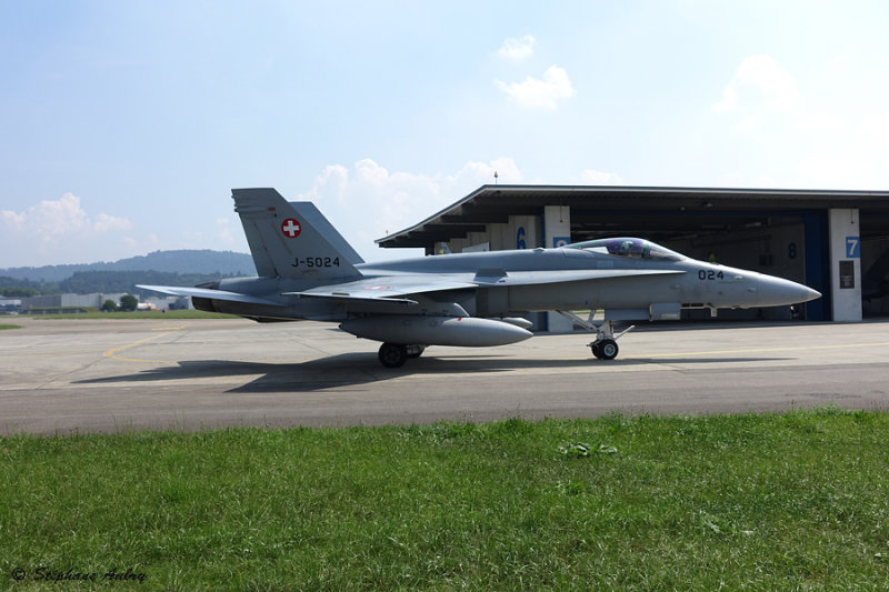 Boeing F/A-18C Hornet