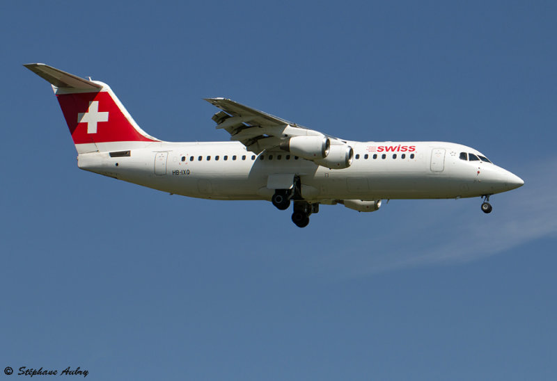 HB-IXQ British Aerospace Avro RJ100 